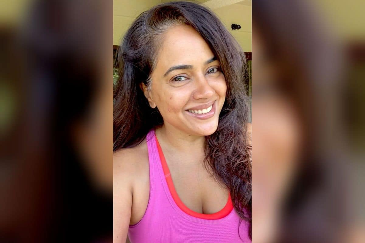 1200x800 Swelly Eyes And Grey Hair, Sameera Reddy Posts The Most Beautiful Photo Asking Mothers To Not Body Shame Themselves Post Delivery