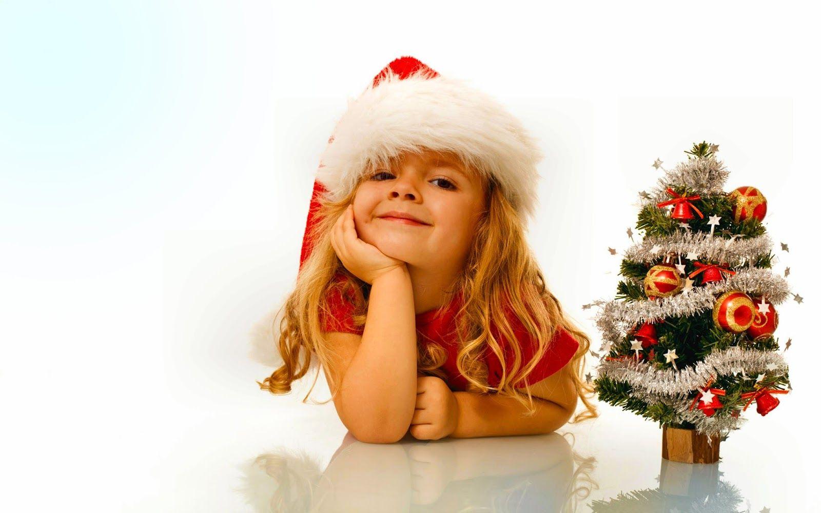1600x1000 Kids emotions and excited for Christmas surprise gifts HD image