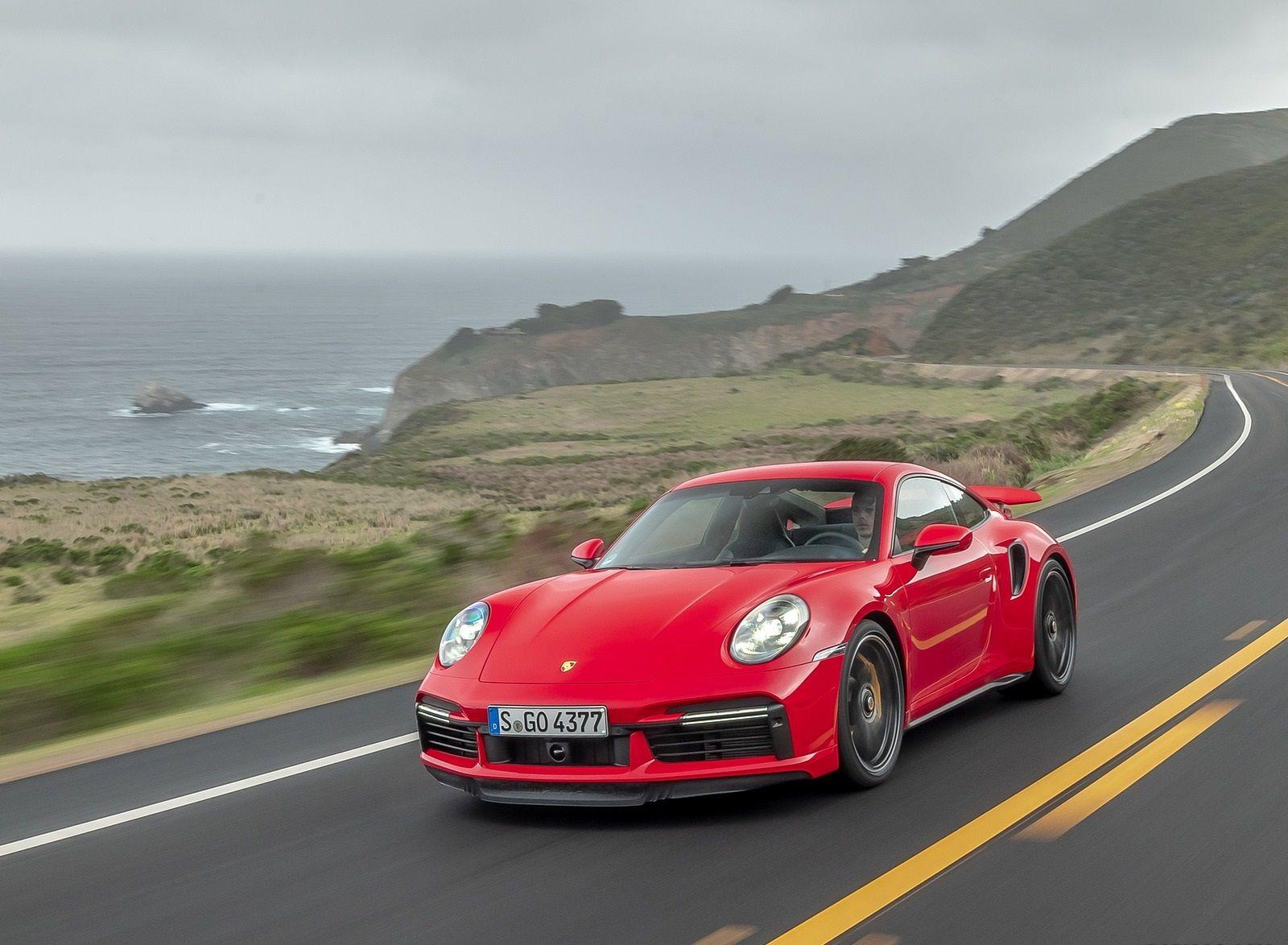 1600x1174 Porsche 911 Turbo S Wallpaper (HD Image)