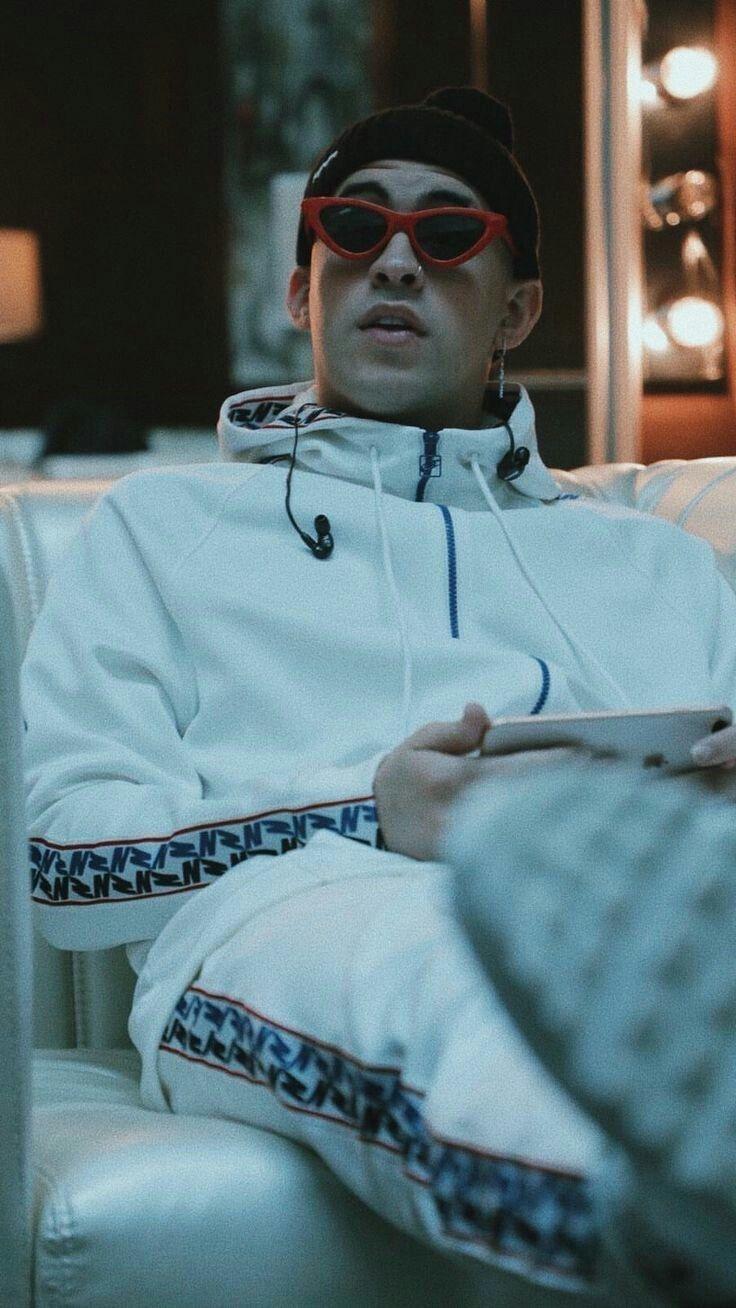 736x1308 Anuel AA And Bad Bunny Wallpaper