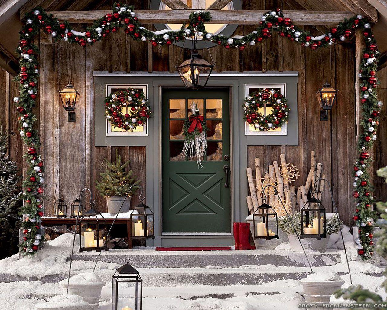 1280x1024 Christmas Porch Wallpaper