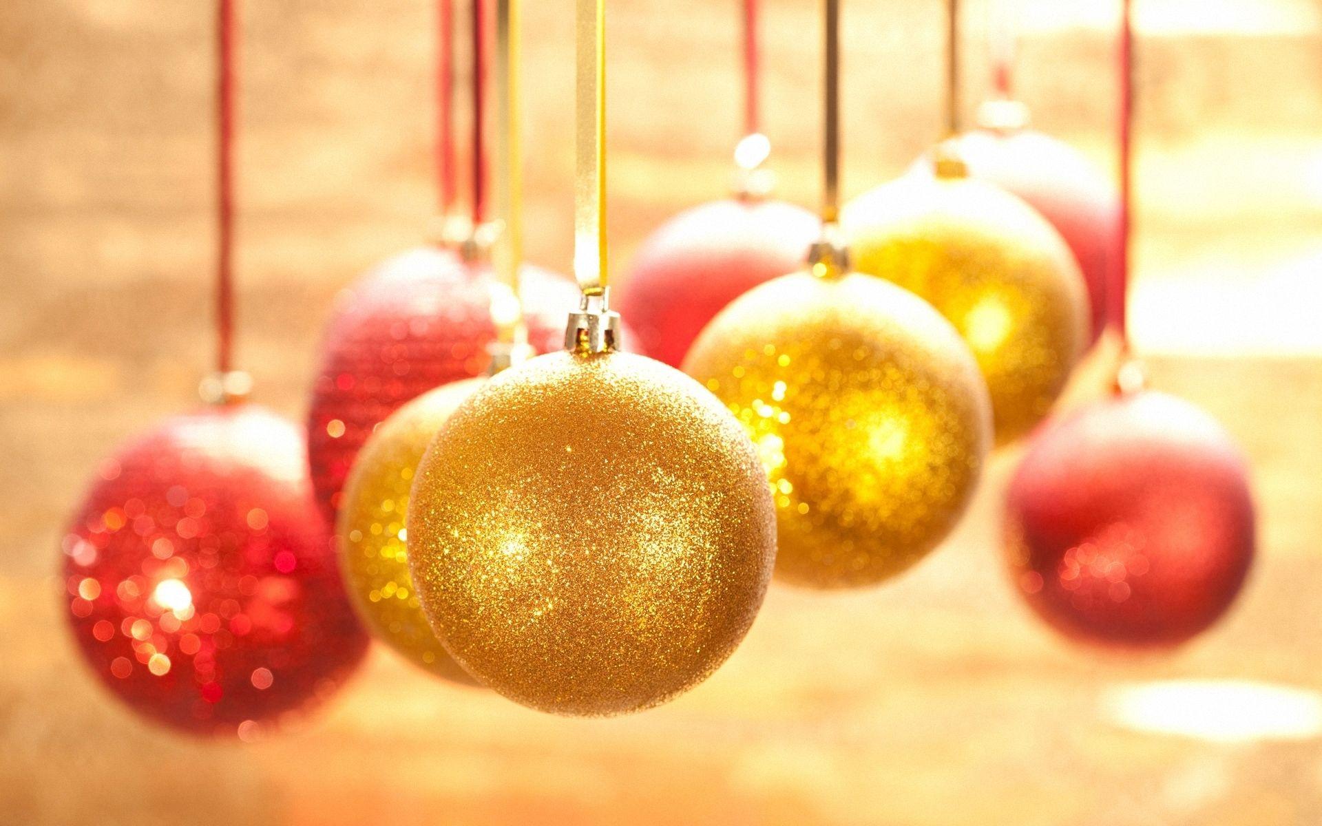 1920x1200 Golden Christmas ornaments
