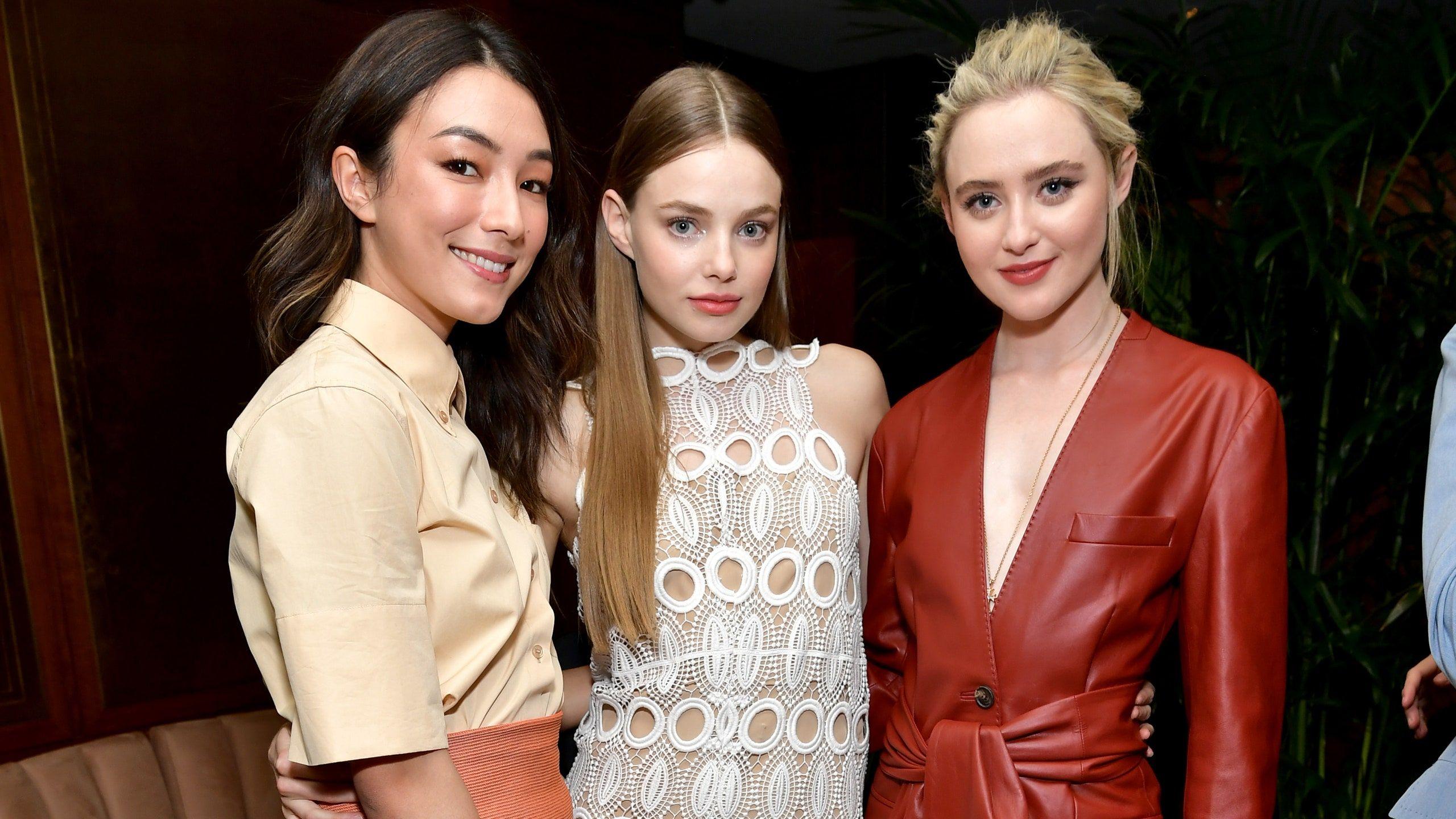2560x1440 Kathryn Newton, Kristine Froseth and More Stars of The Society Reunite at the Elle & Ferragamo Hollywood Rising Party