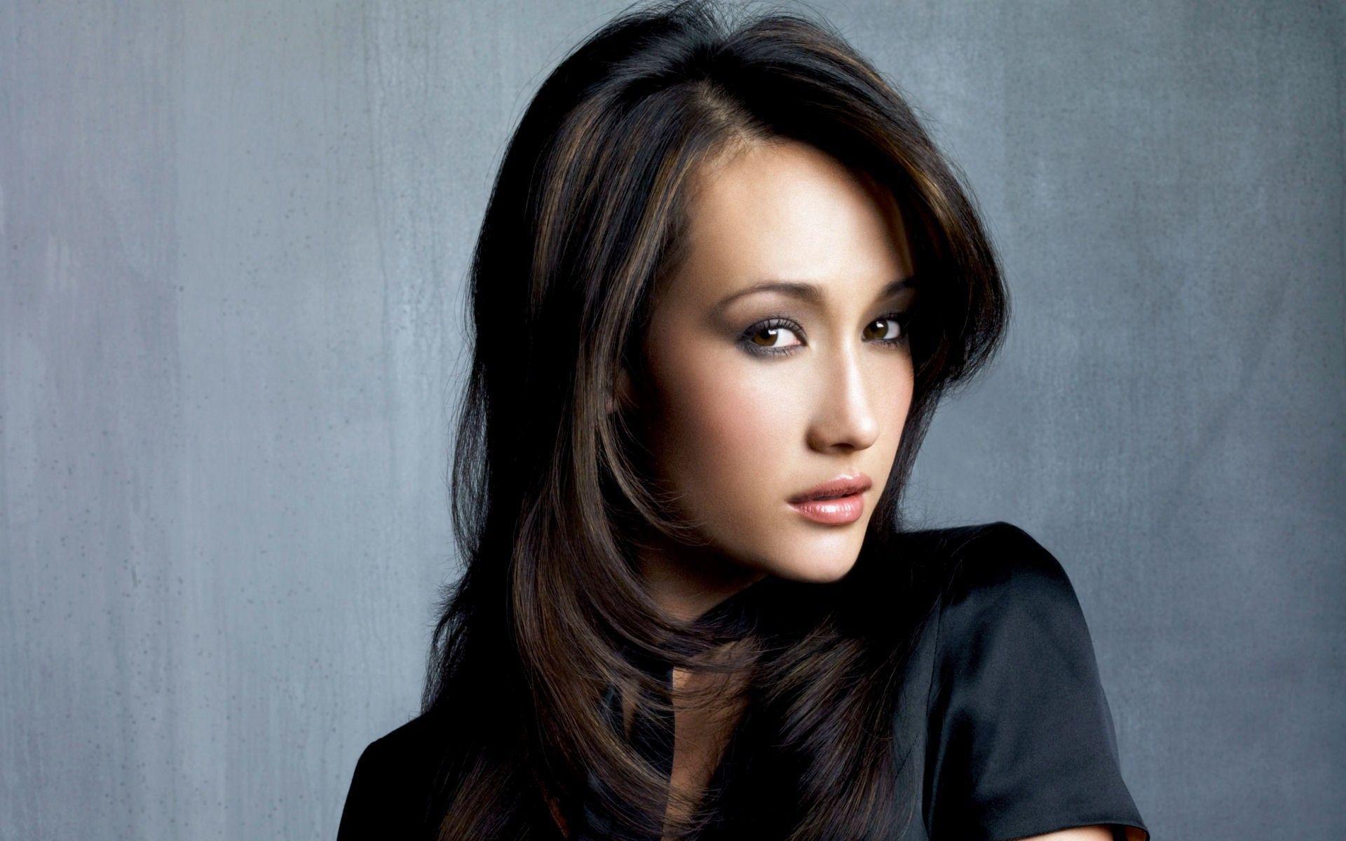 1920x1200 Maggie Q Wallpaper