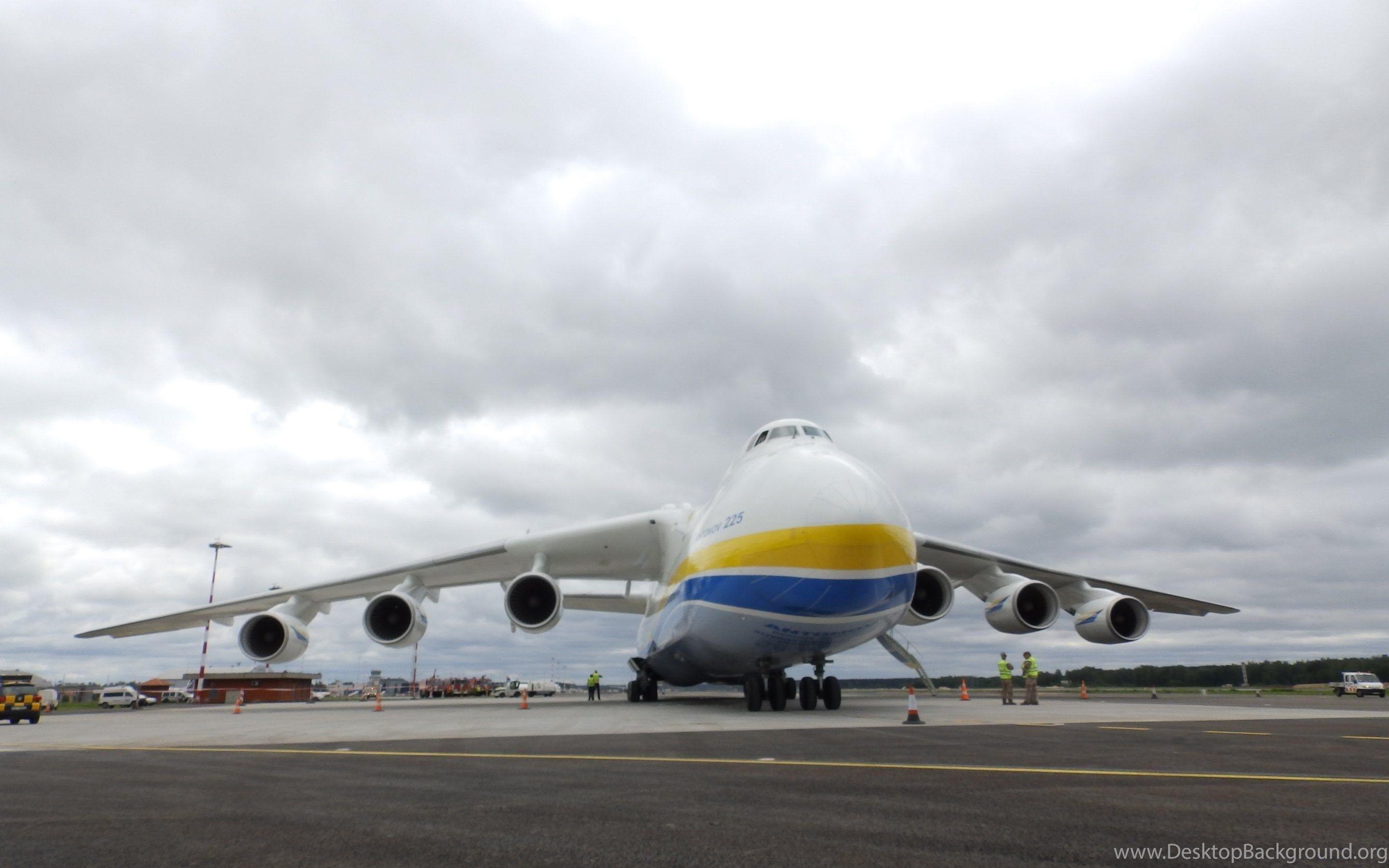 Antonov Wallpapers - Top Free Antonov Backgrounds - WallpaperAccess