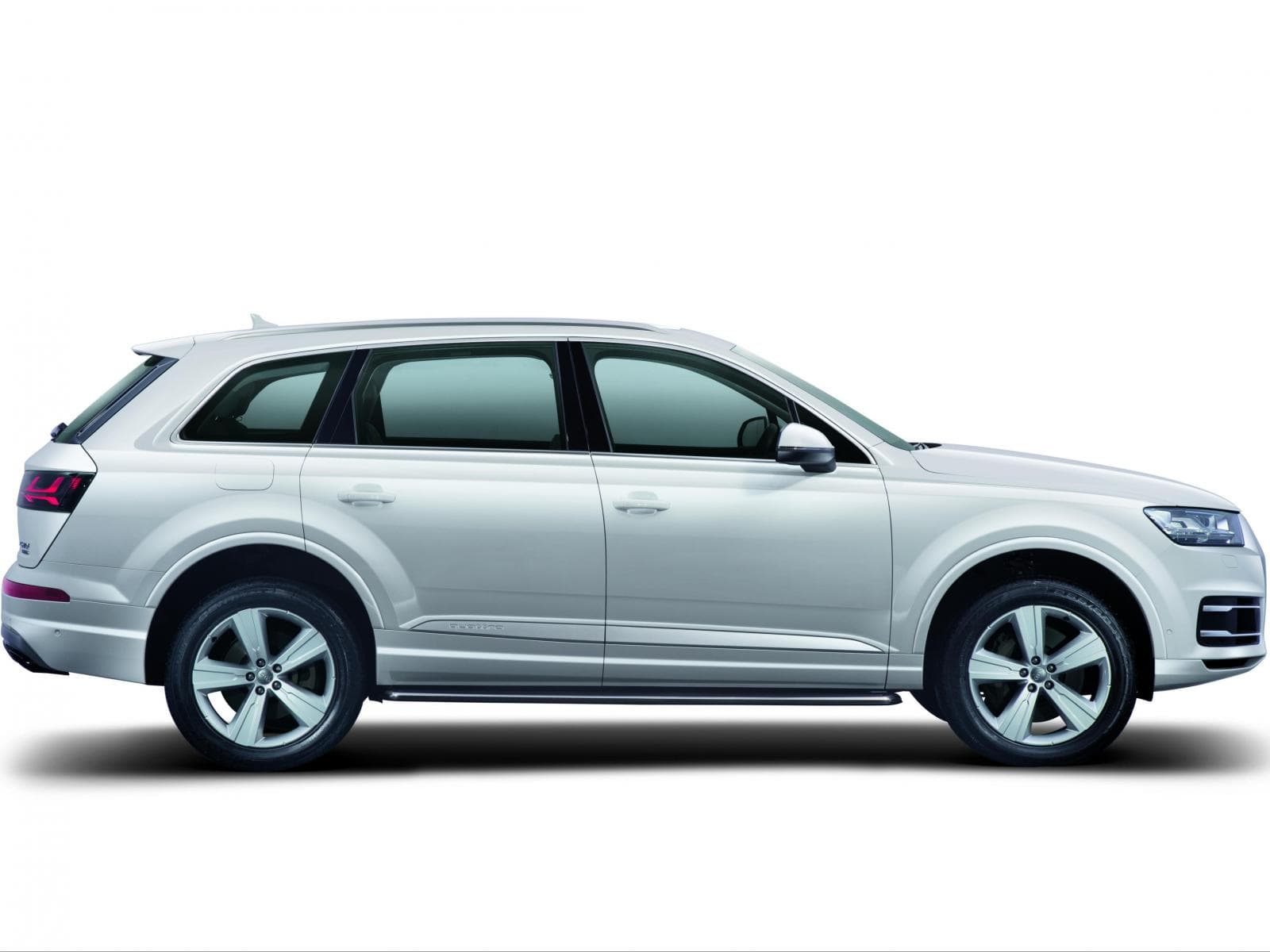 1600x1200 Audi Q7 wallpaper, free download
