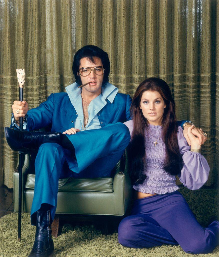 875x1024 The King with his Queen (1969) [875 x 1024]