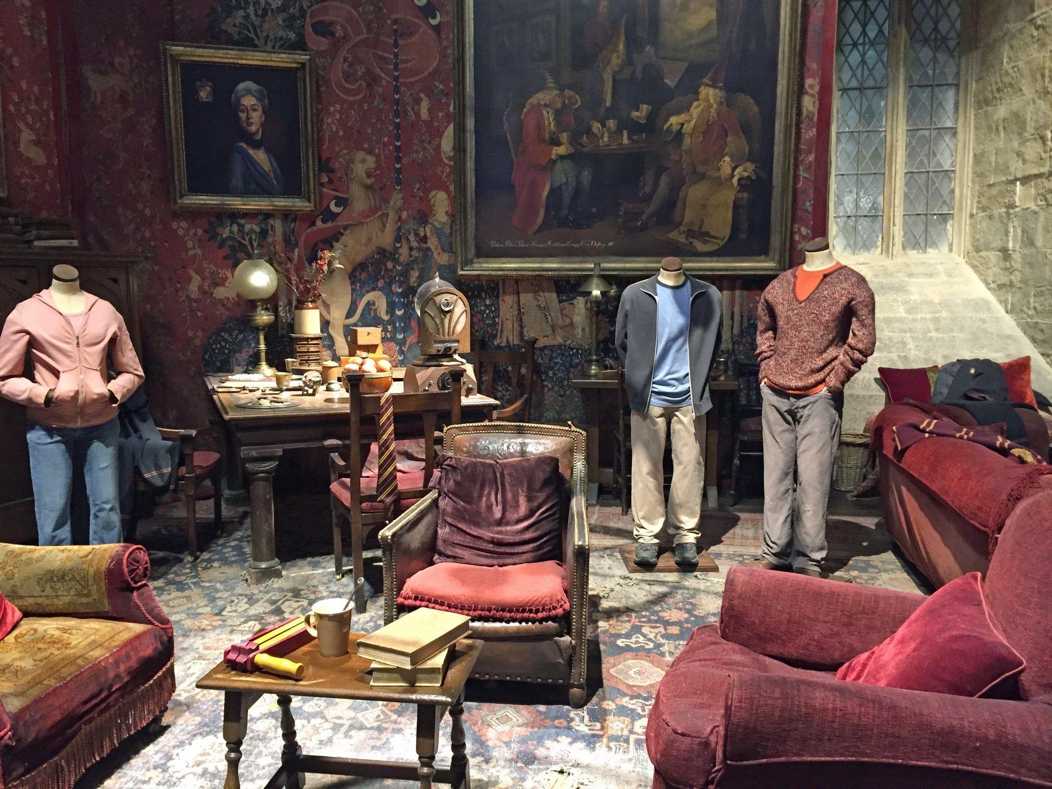 2048x1536 The Gryffindor common room is just as cozy as it looked in the films. The 1 Place That Must Be on Any True Harry Potter Fan's Bucket List. Travel Photo 34