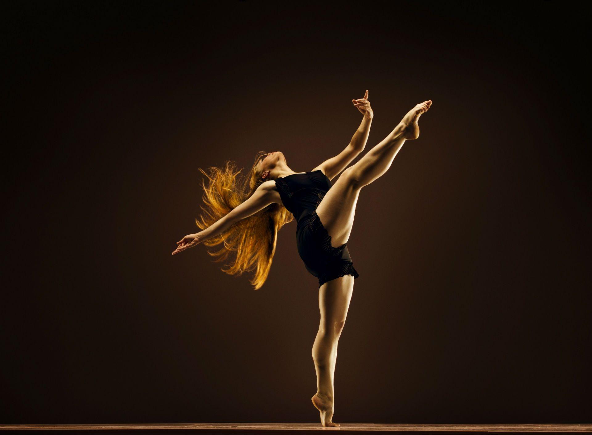 1920x1413 Music Dance Wallpaper:1920x1413