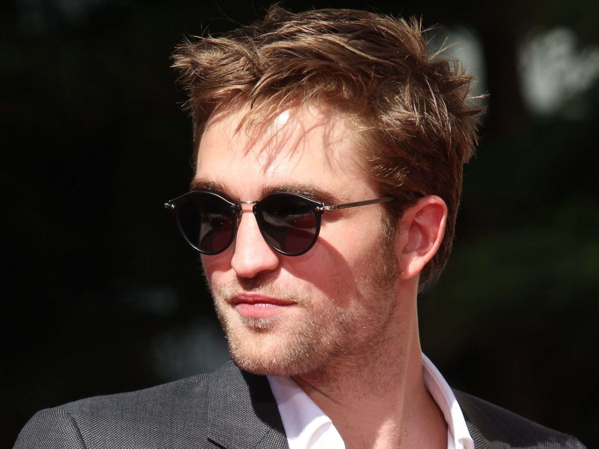 1920x1440 View Of Robert Pattinson : HD Wallpaper