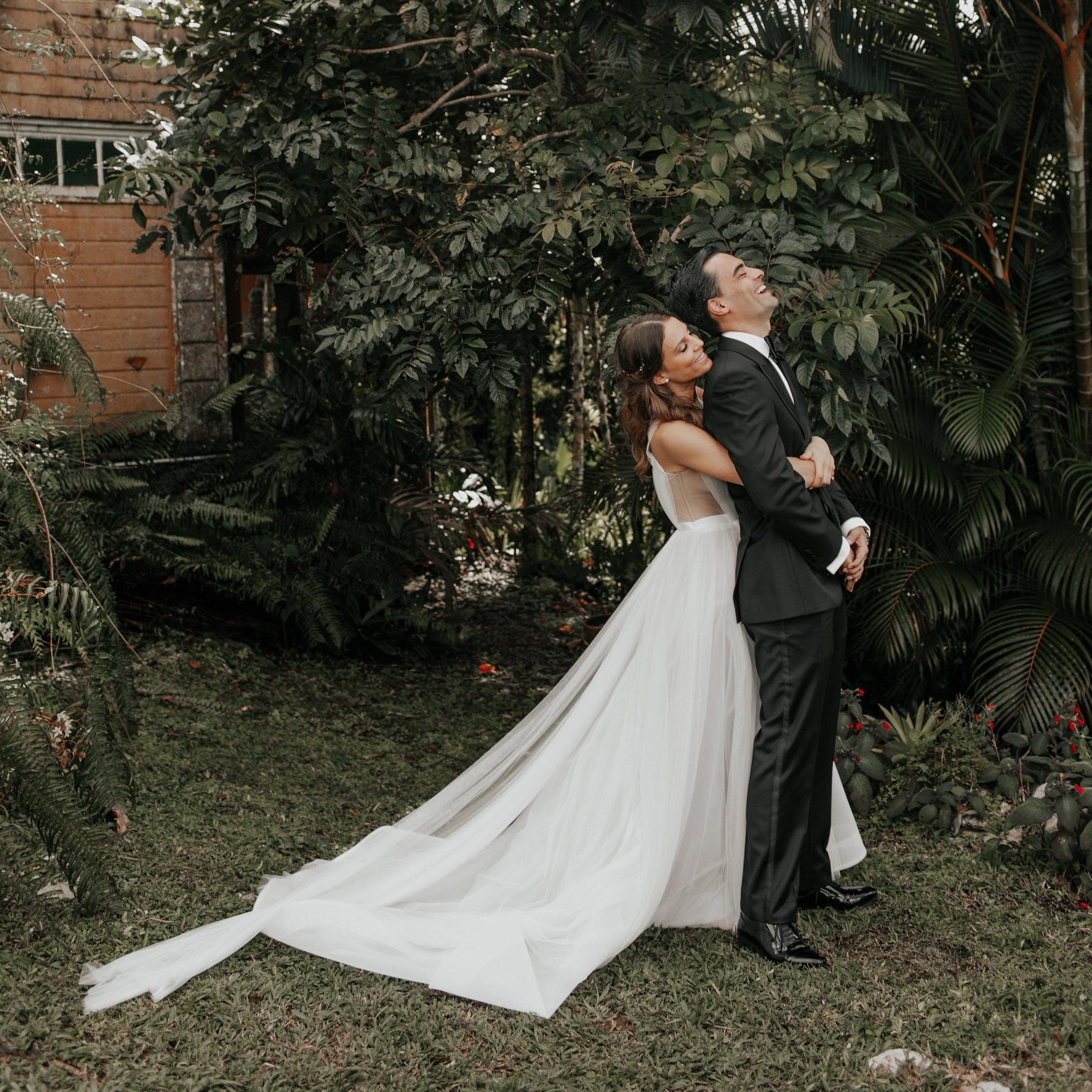 2400x2400 Romantic First Look Wedding Photo