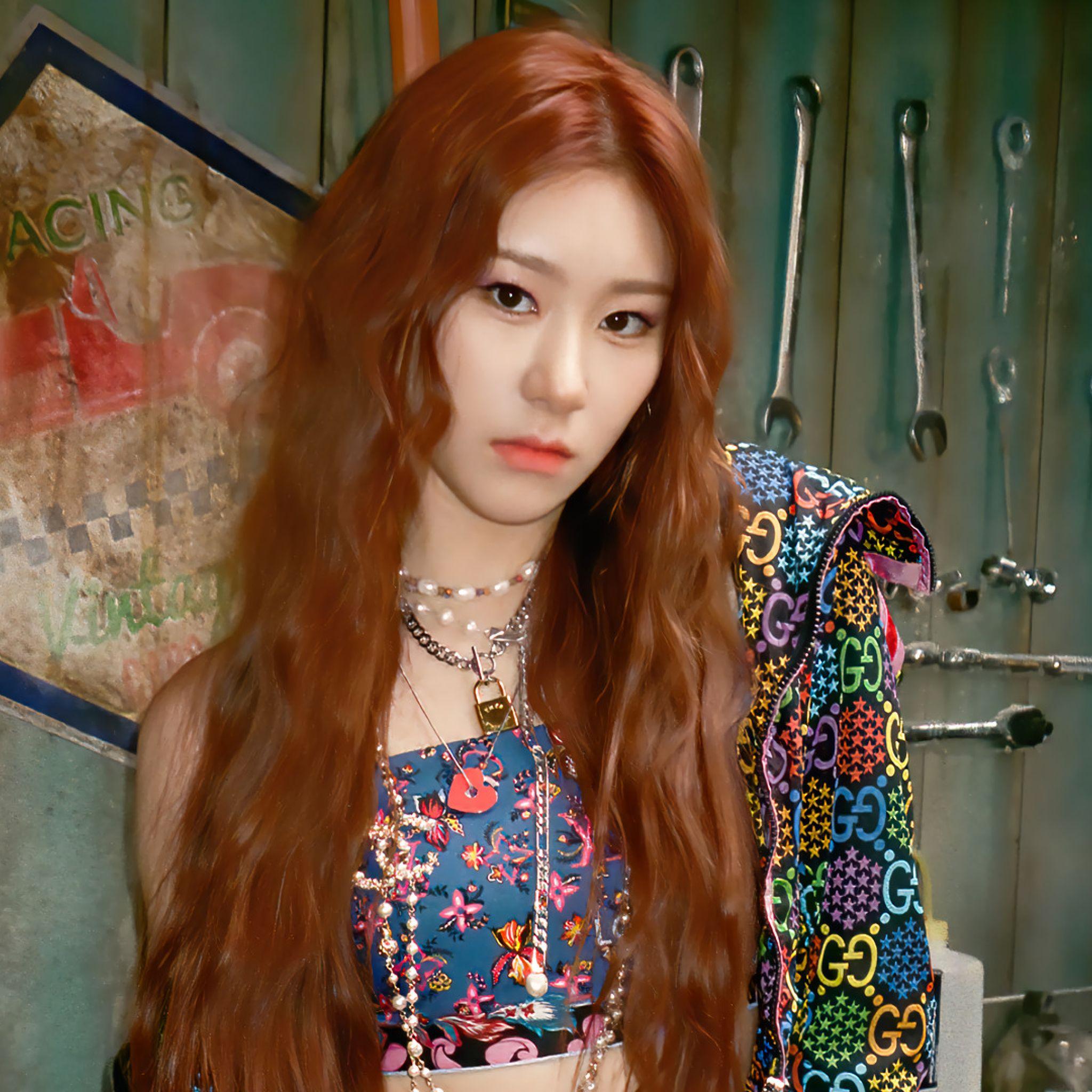 2048x2048 ITZY Chaeryeong iPad Air Wallpaper, HD Music 4K Wallpaper, Image, Photo and Background