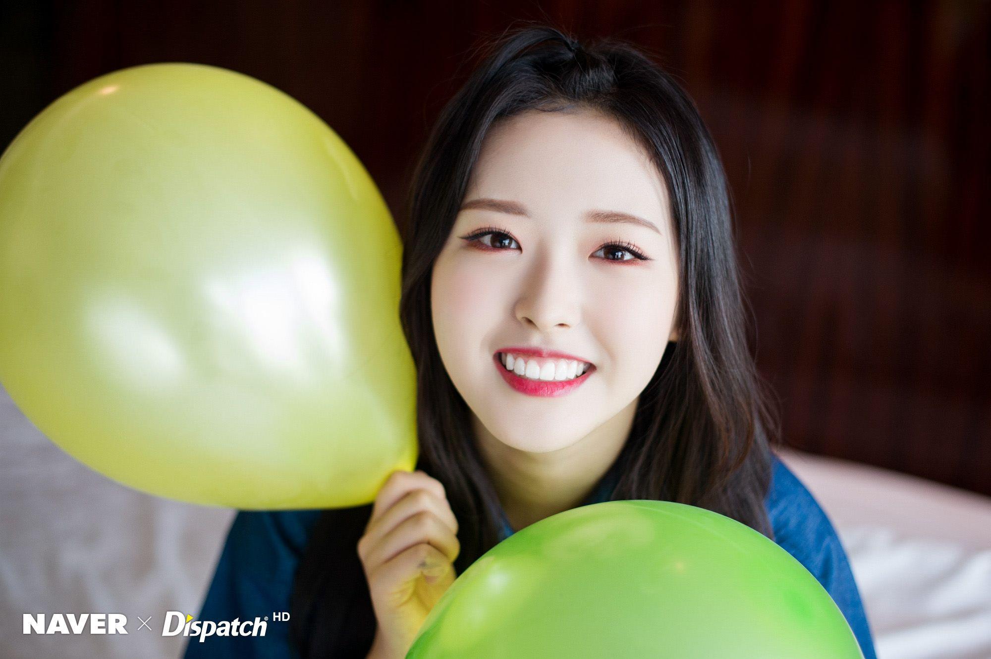 2000x1331 Loona Hye Naver x Dispatch 2018ΠΔ Wallpaper
