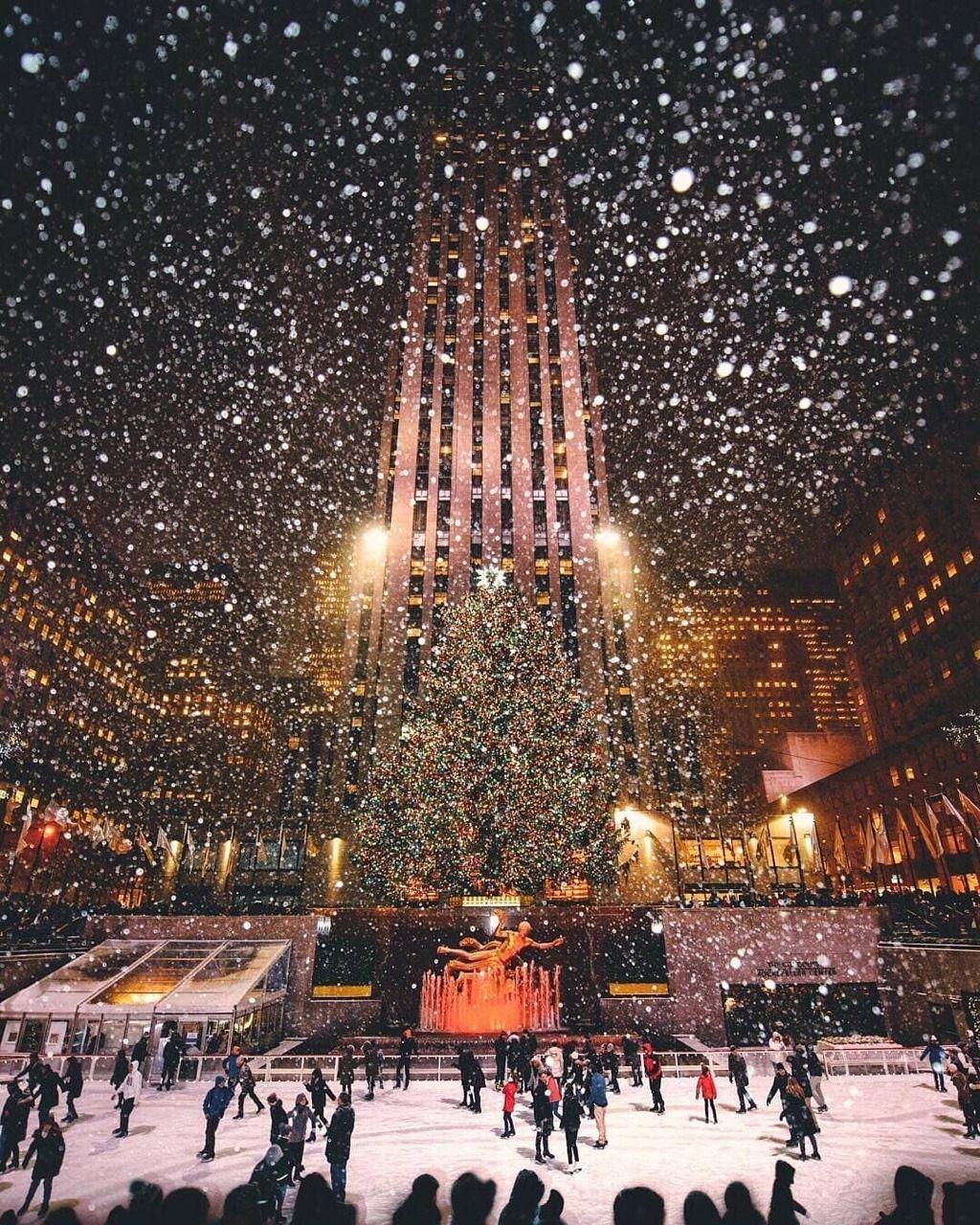 1024x1280 Loft is All You Need. Nyc christmas, New york christmas, Christmas wallpaper