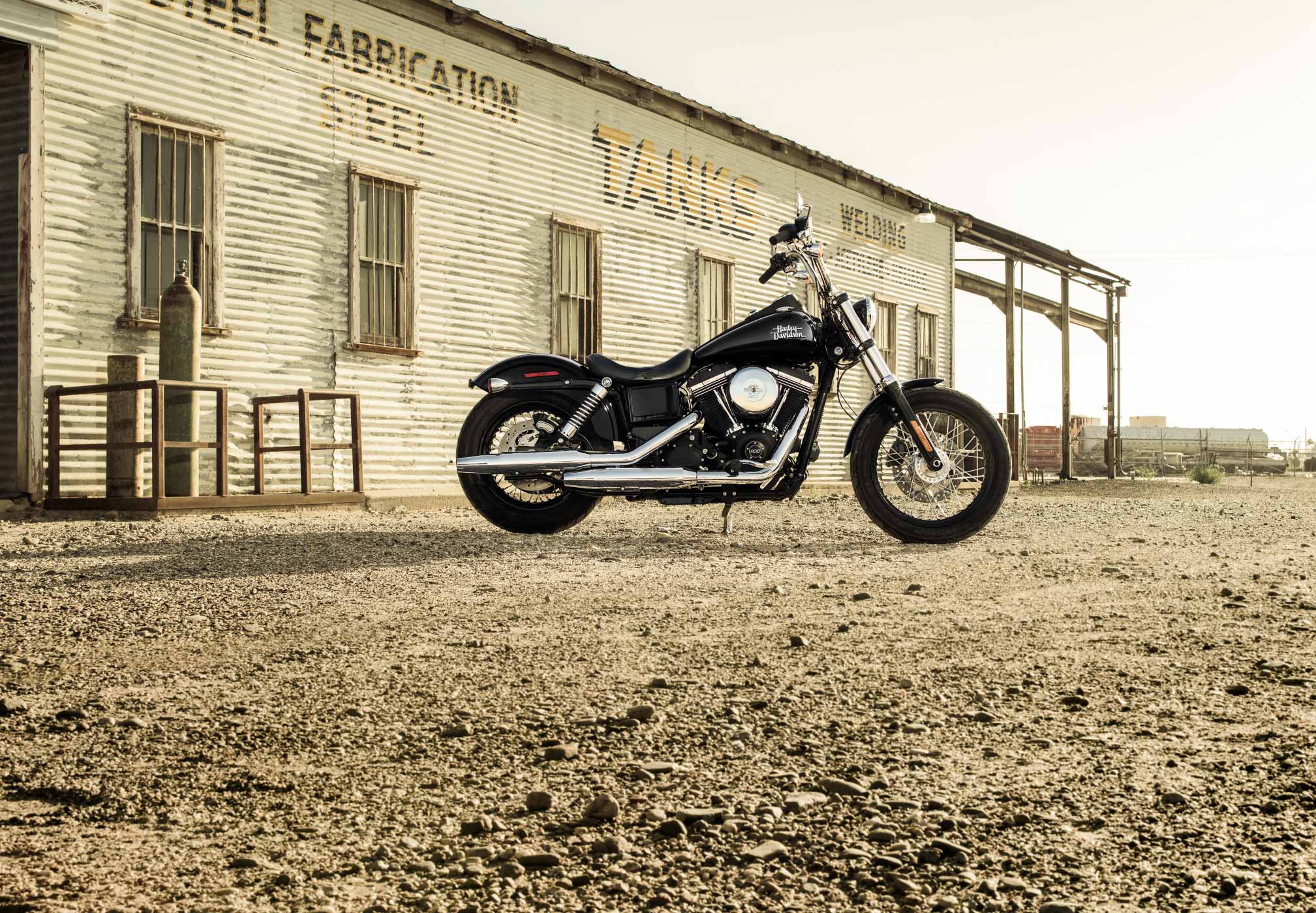 2017x1400 Harley Davidson Street Bob Wallpaper:2017x1400