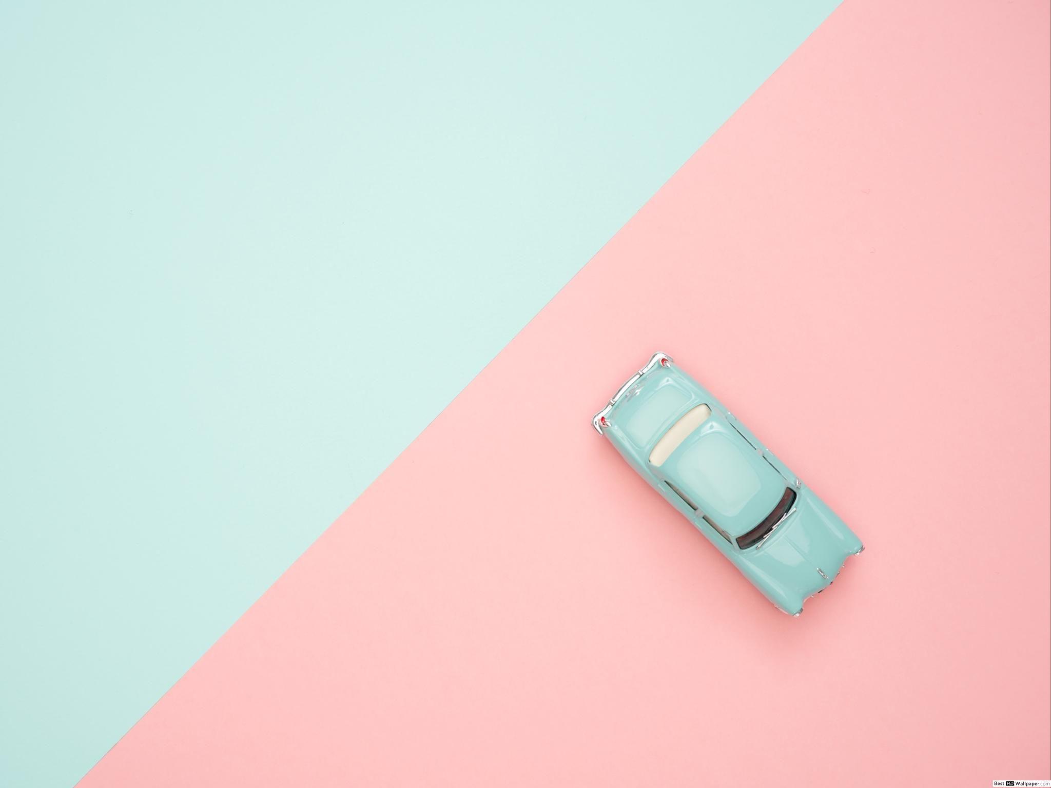 2048x1536 Classic car miniature in light blue and pink background HD wallpaper download