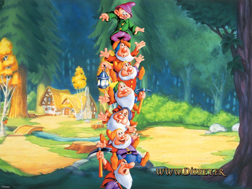 1024x768 Snow White Wallpaper for Desktop