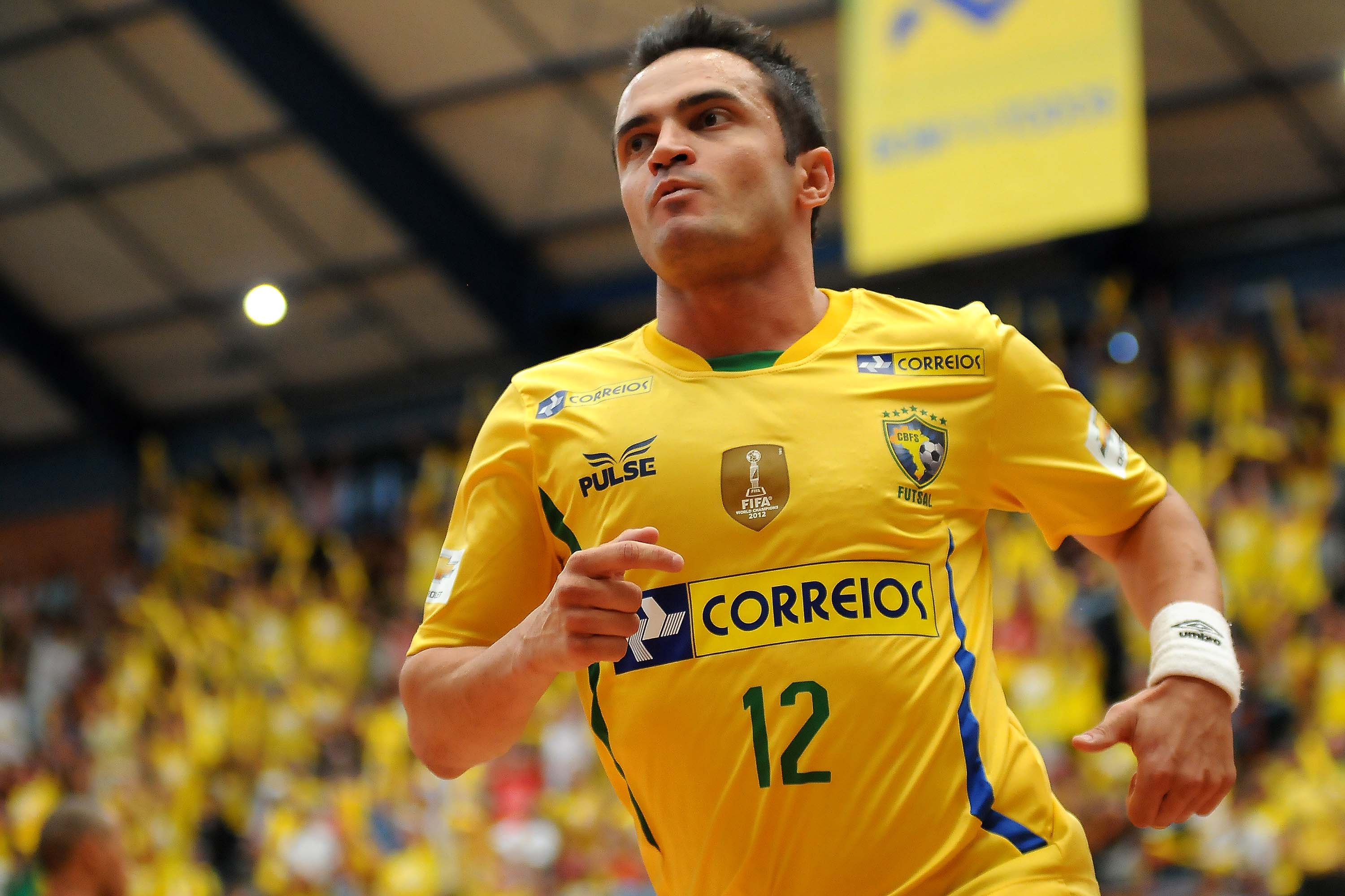 3000x2000 Brazilian Futsal Legend Falcão is Not Quite Done Yet and Announces Comeback