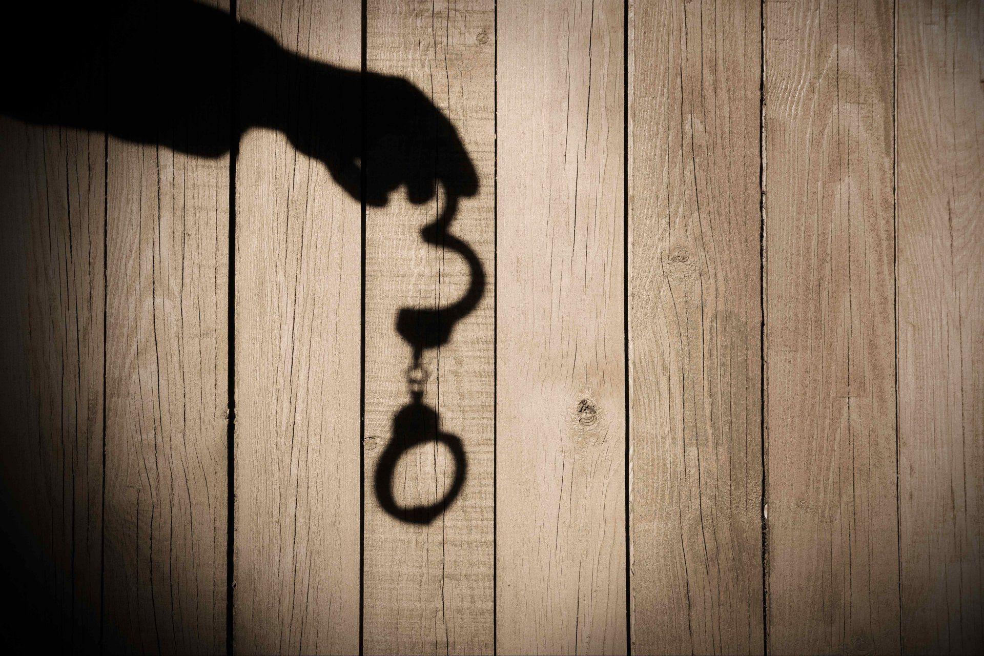 1920x1280 Handcuffs Wallpaper