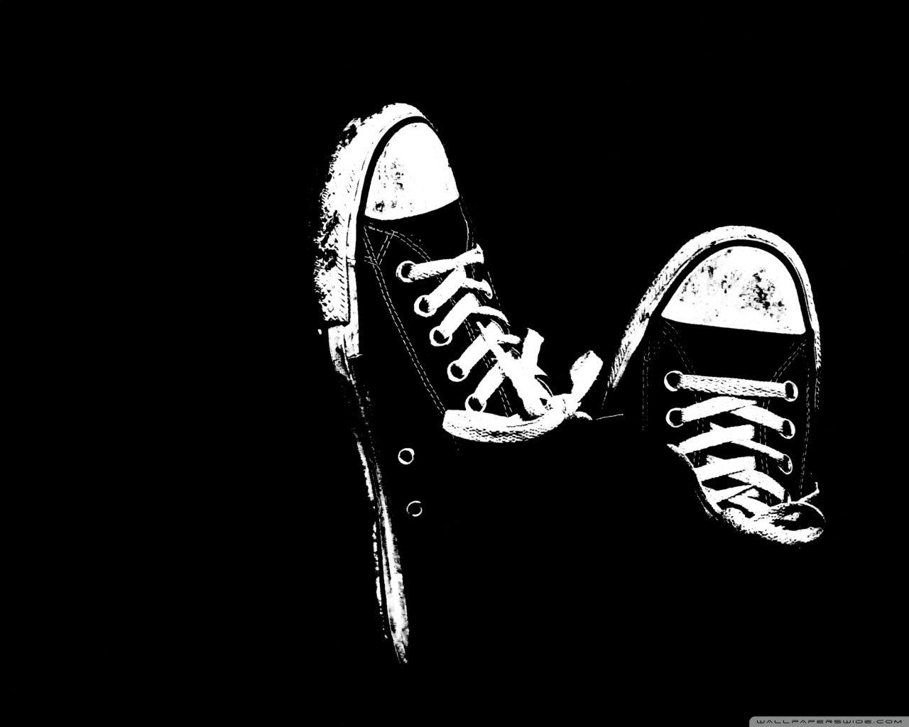 1280x1024 Sneakers Black And White Ultra HD Desktop Background Wallpaper for 4K UHD TV : Tablet