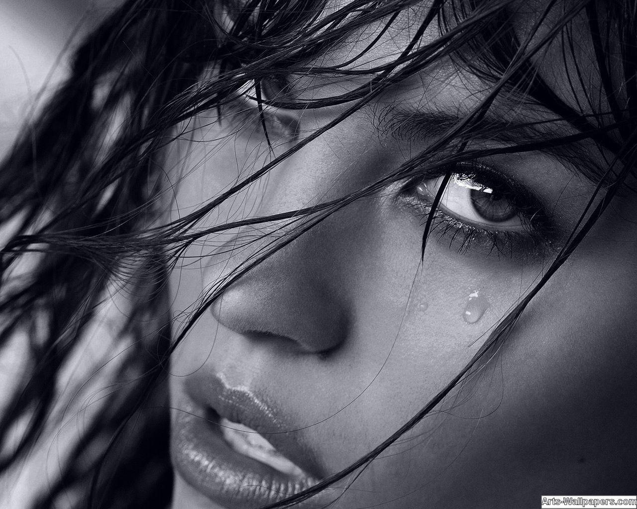 1280x1024 Black White Women Wallpaper