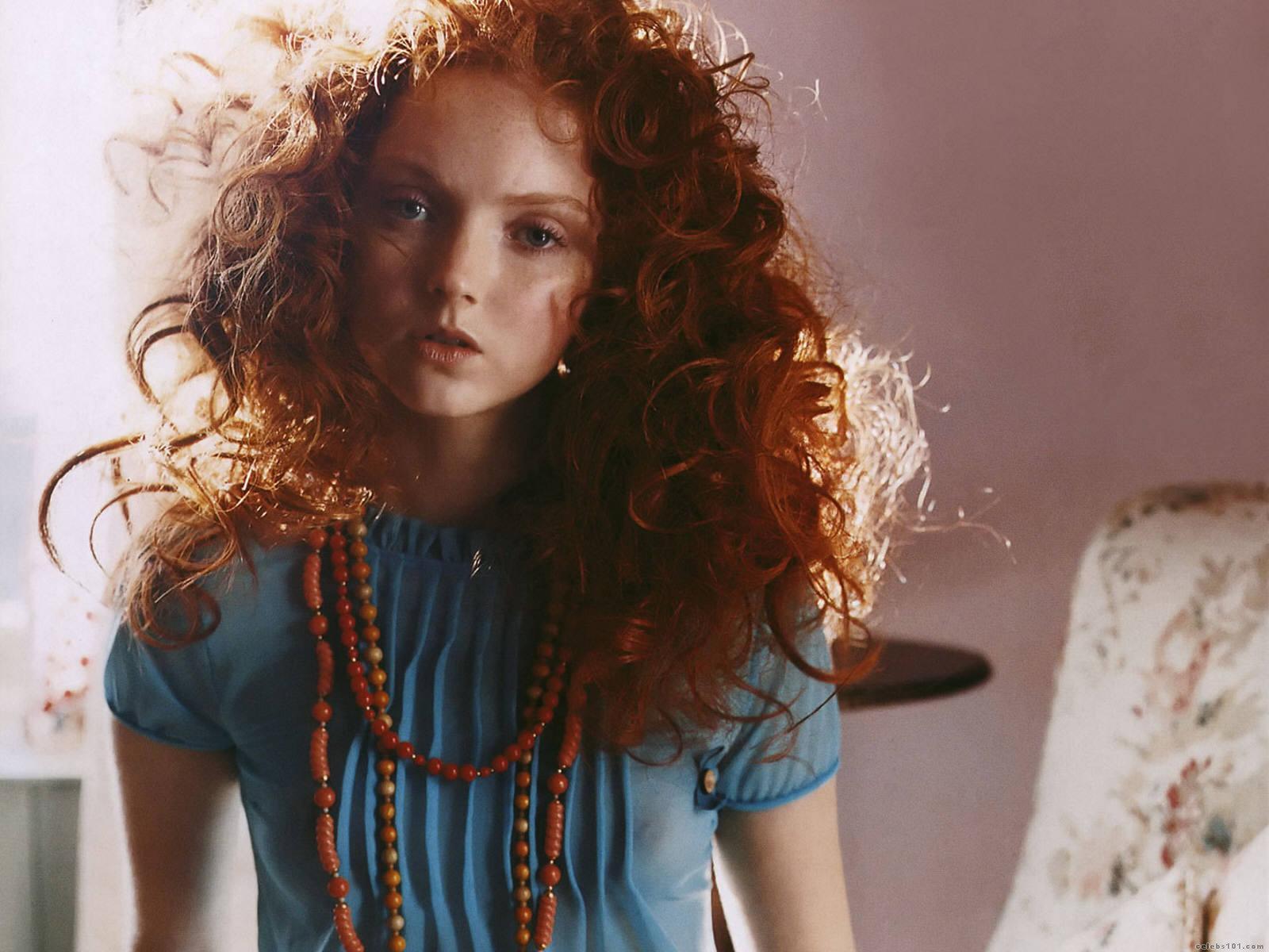 Lily Cole Wallpapers Top Free Lily Cole Backgrounds Wallpaperaccess