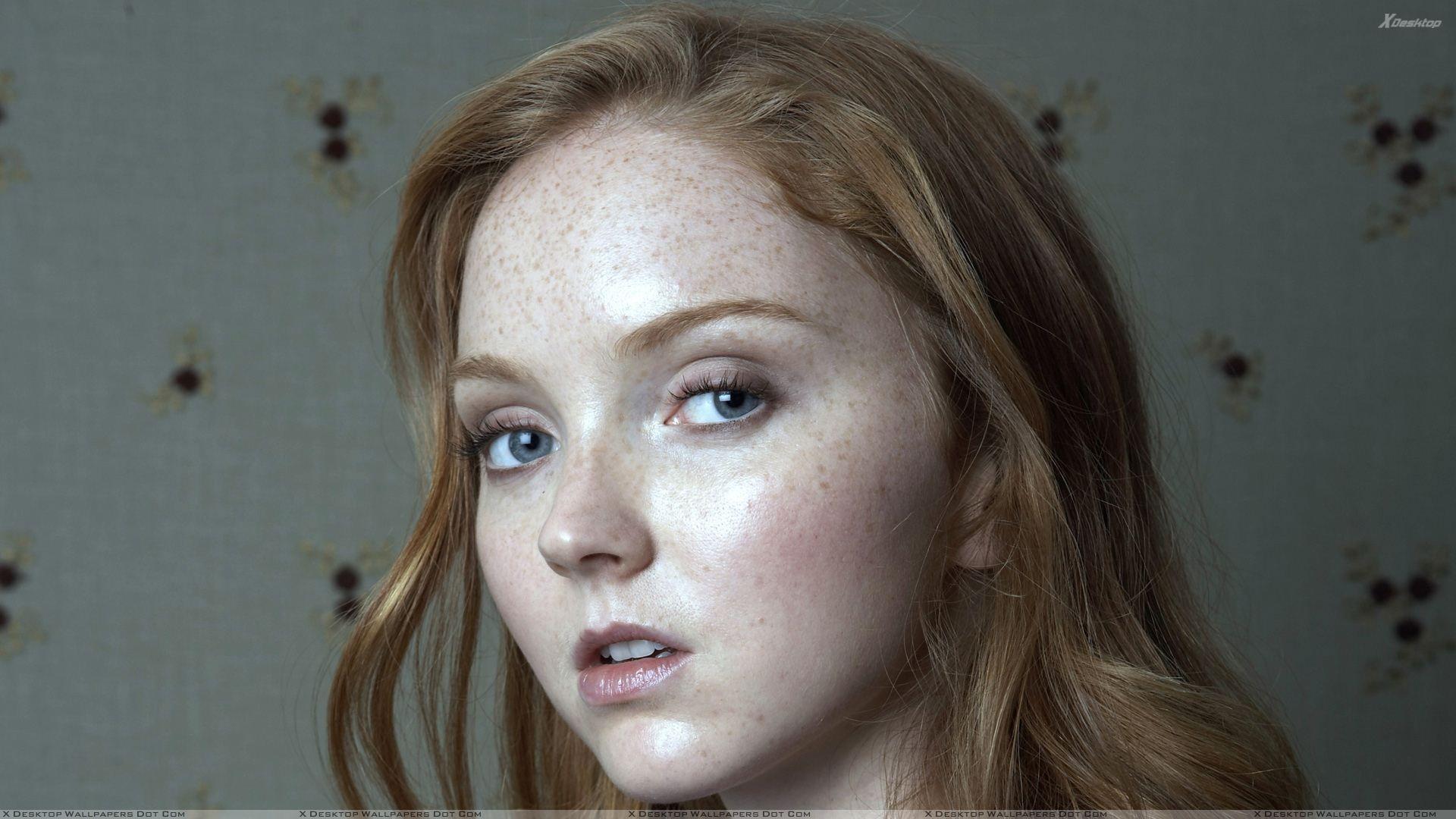 1920x1080 Lily Cole In Side Pose Face Photohoot Wallpaper