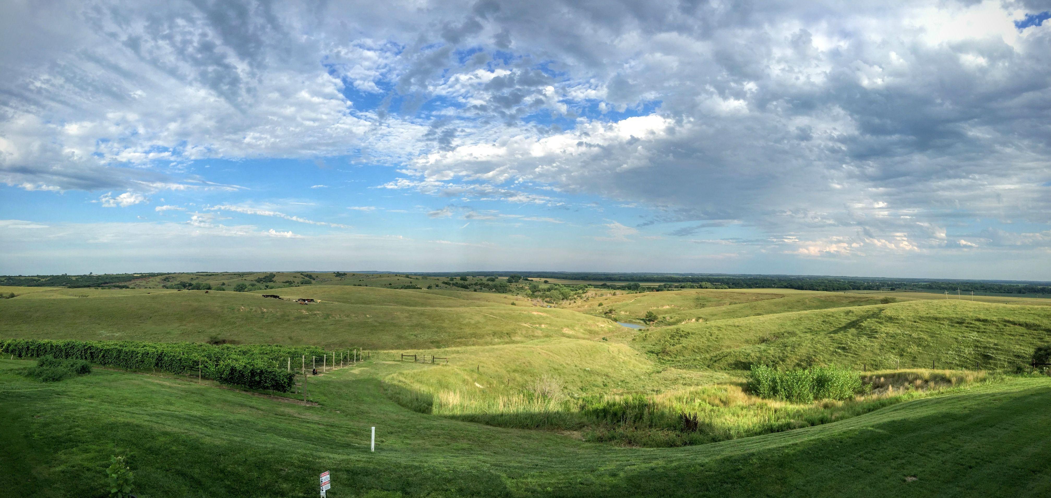 4029x1912 Middle of Nowhere Nebraska 4K wallpaper