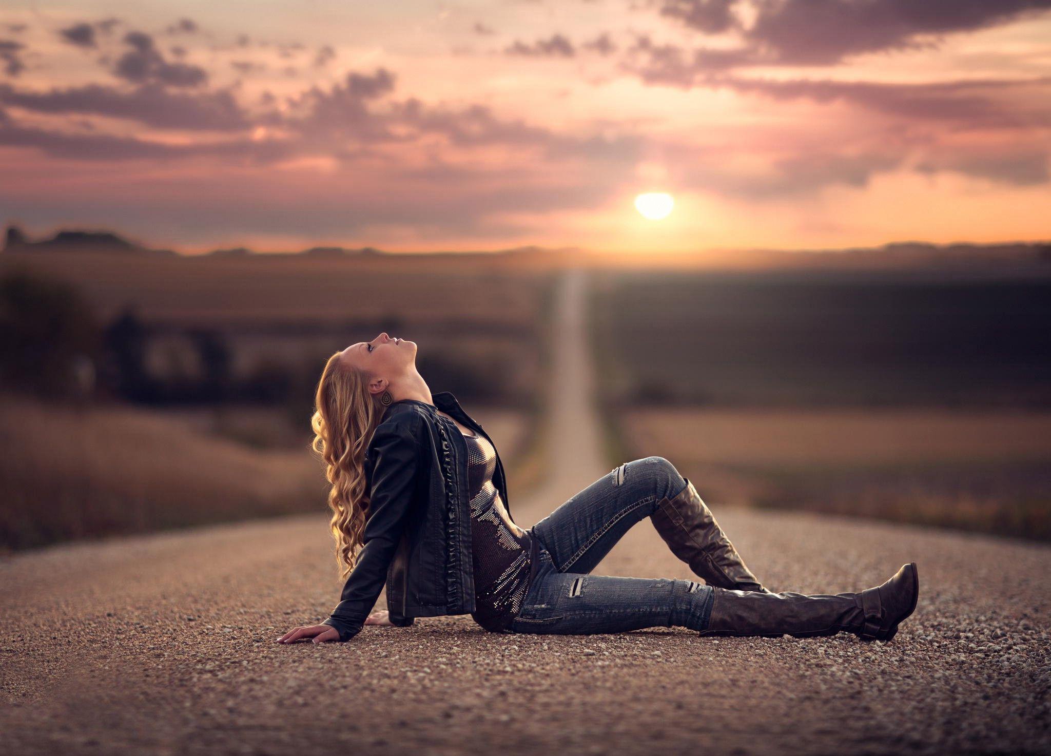 2048x1473 women, Road, Landscape, Nebraska, Jake Olson, Looking Up, Curly Hair, Blonde, Jeans, Depth Of Field Wallpaper HD / Desktop and Mobile Background