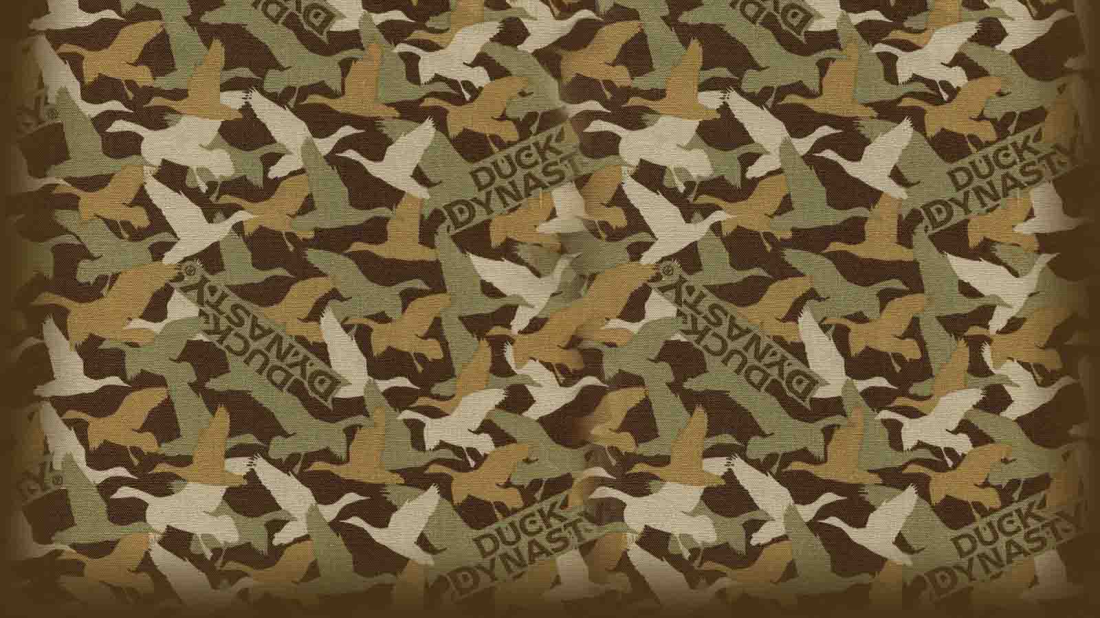 duck camo pattern wallpaper