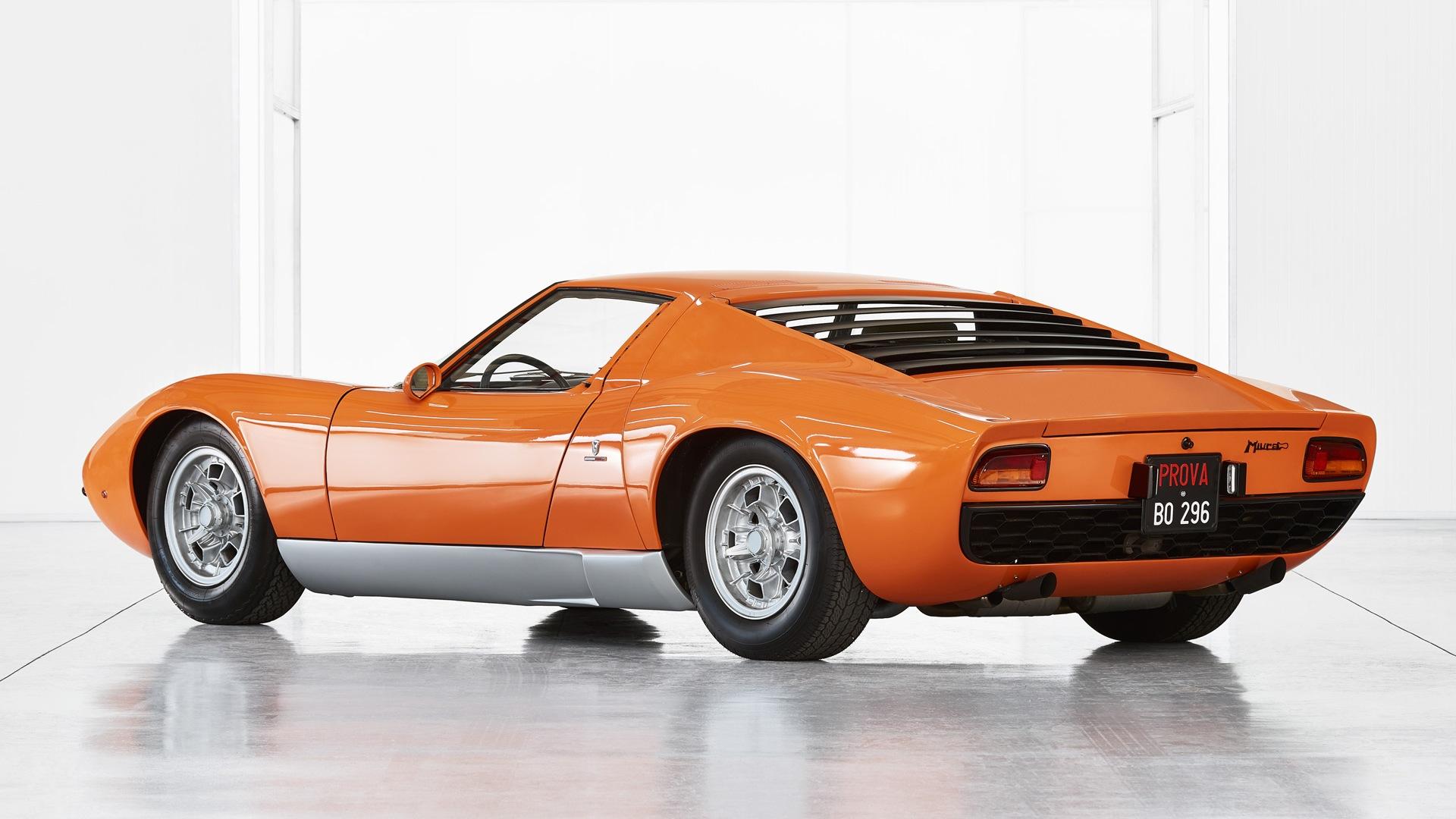 1920x1080 Lamborghini restores the Miura featured in “The Italian Job”