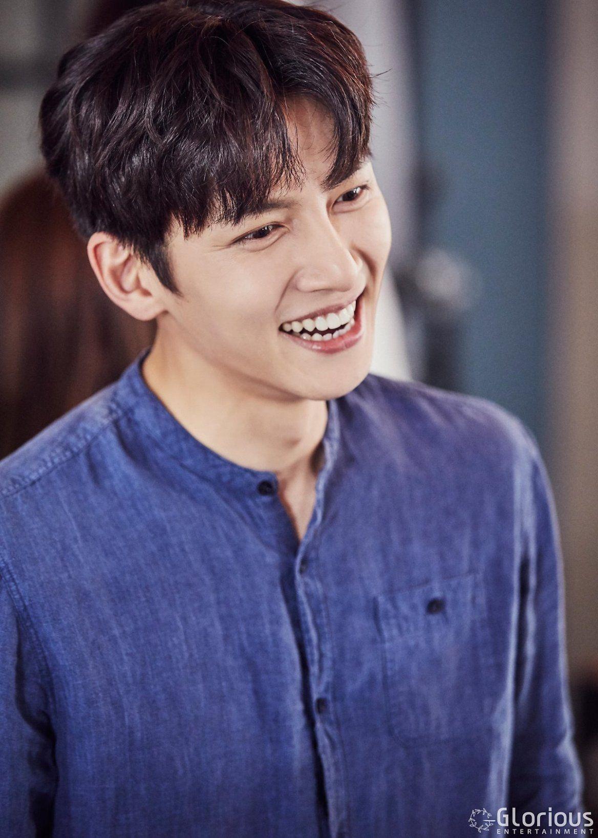 1168x1635 Drama Charismatic Eyes And Rain Showers In More Behind Scenes From “Suspicious Partner”