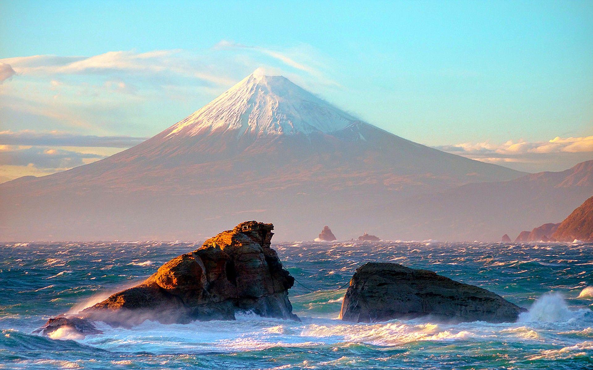 1920x1200 Mountain: Japan Water Mount Mountain Rocks Fuji iPhone 4 Wallpaper
