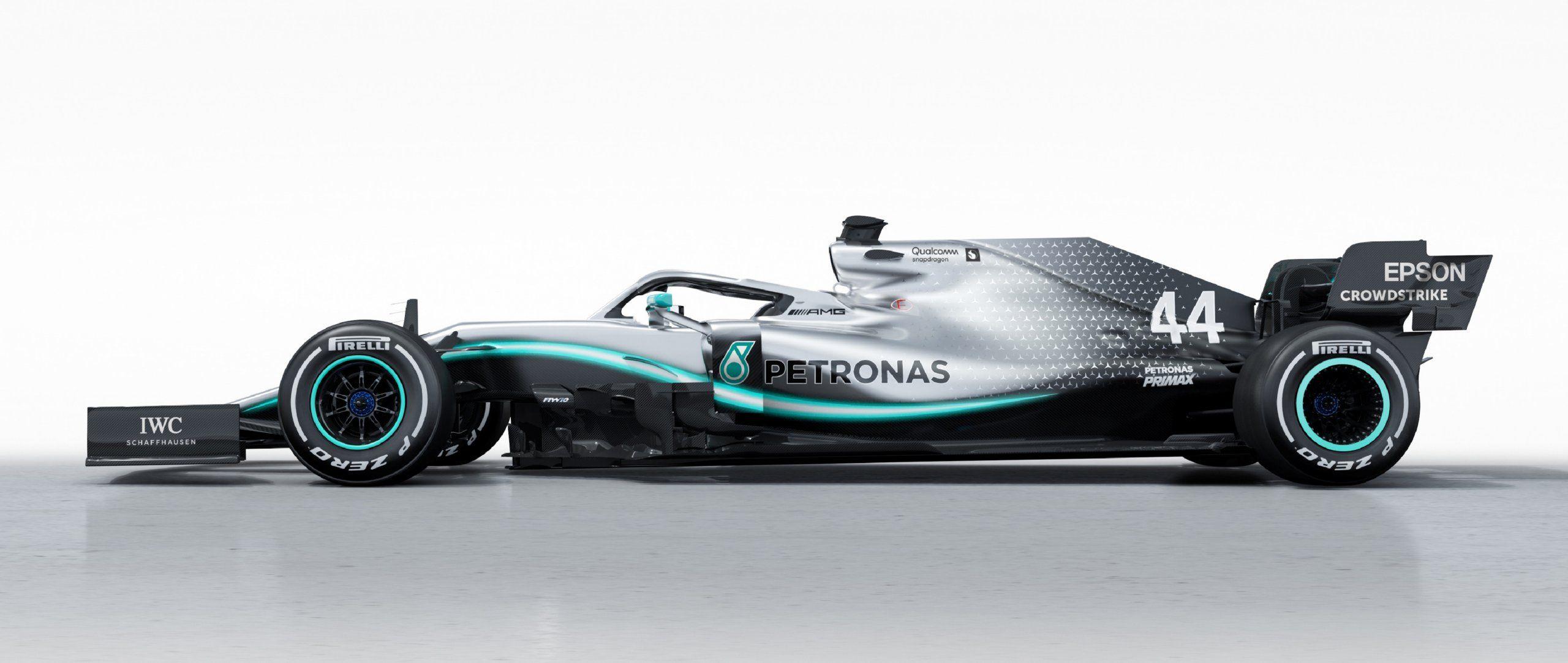 2560x1083 Mercedes W10 Hits the Track for the First Time