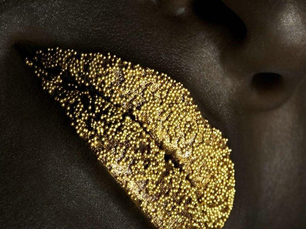 1024x768 Yellow Glitter