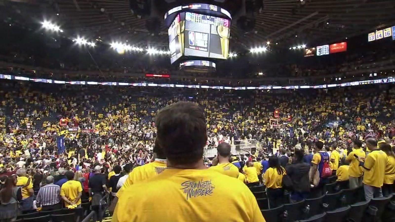 1600x900 Fans say a bittersweet goodbye to Oracle Arena after Warriors loss San Francisco