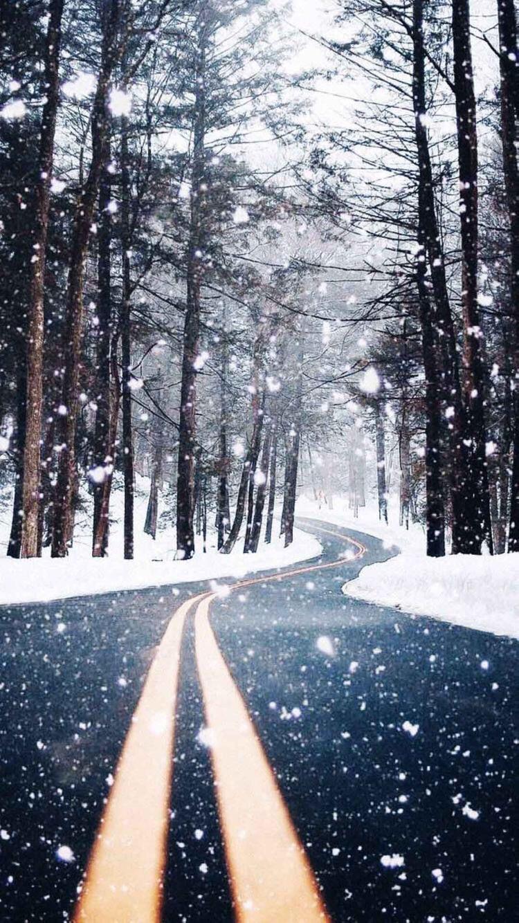 750x1334 Free Christmas Wallpaper and December Wallpaper Downloads For Your iPhone