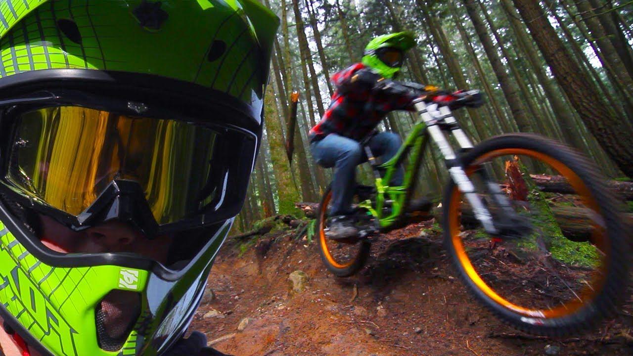 1280x720 Downhill Freeride Forest - Winter Shredding