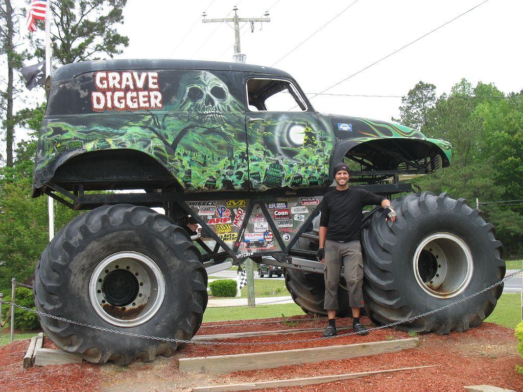 1024x768 Chips & Beer Heavy Metal Magazine. Monster trucks, Monster, Trucks