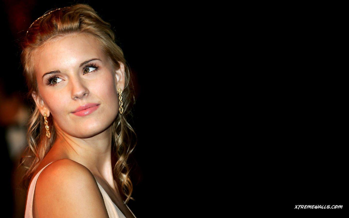 maggie grace wallpaper widescreen