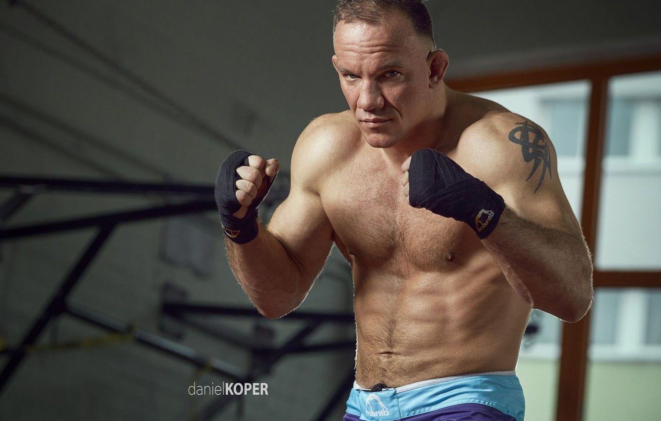 1332x850 Wallpaper face, pose, sport, hands, tattoo, tattoo, male, sport, fighter, fists, Pres, MMA, the gym, Daniel Koper, Anton Chmielewski, MMA Fighter image for desktop, section мужчины