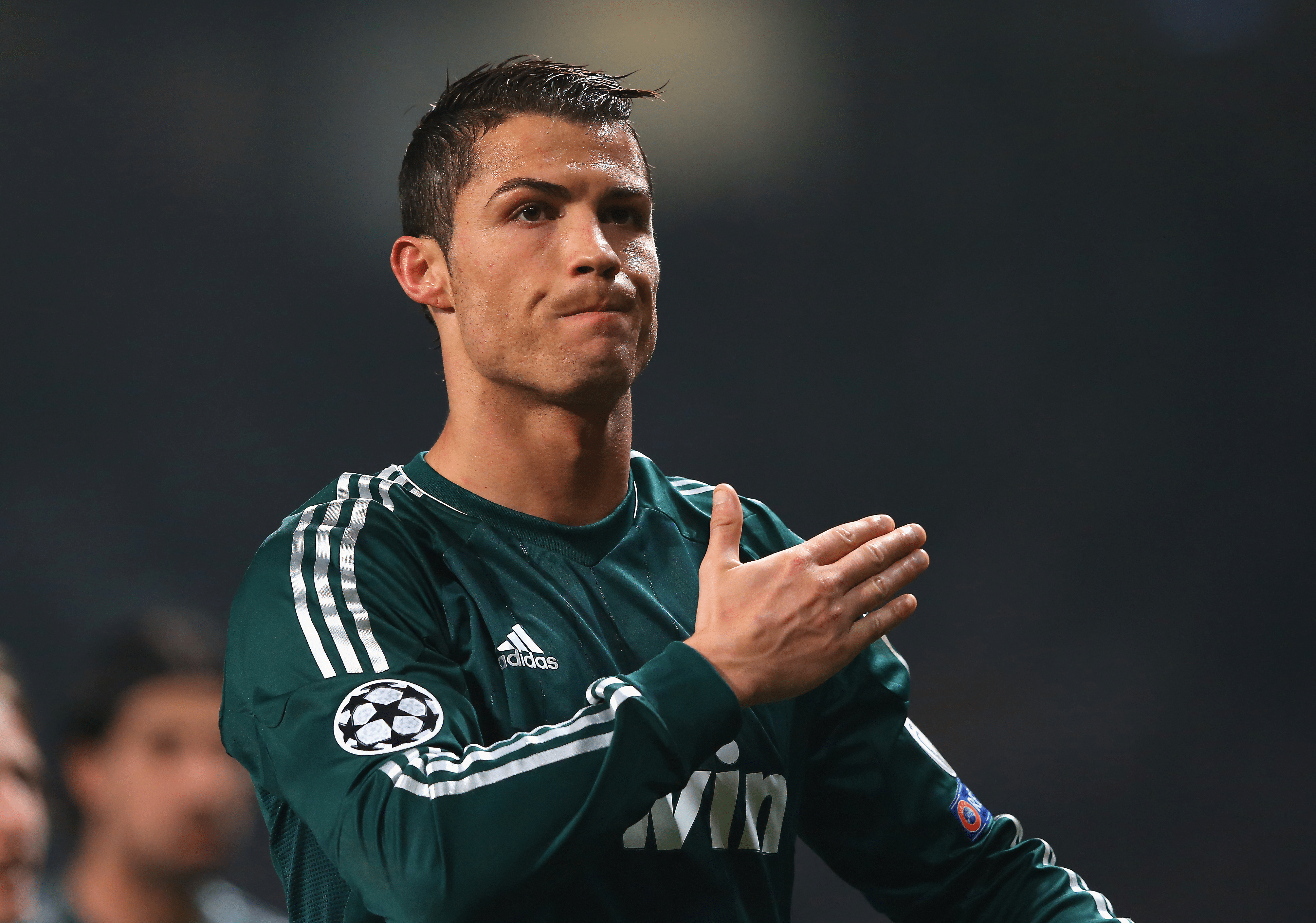 4020x2820 Cristiano Ronaldo: Real Madrid 4K Ultra HD Soccer Wallpaperx2820