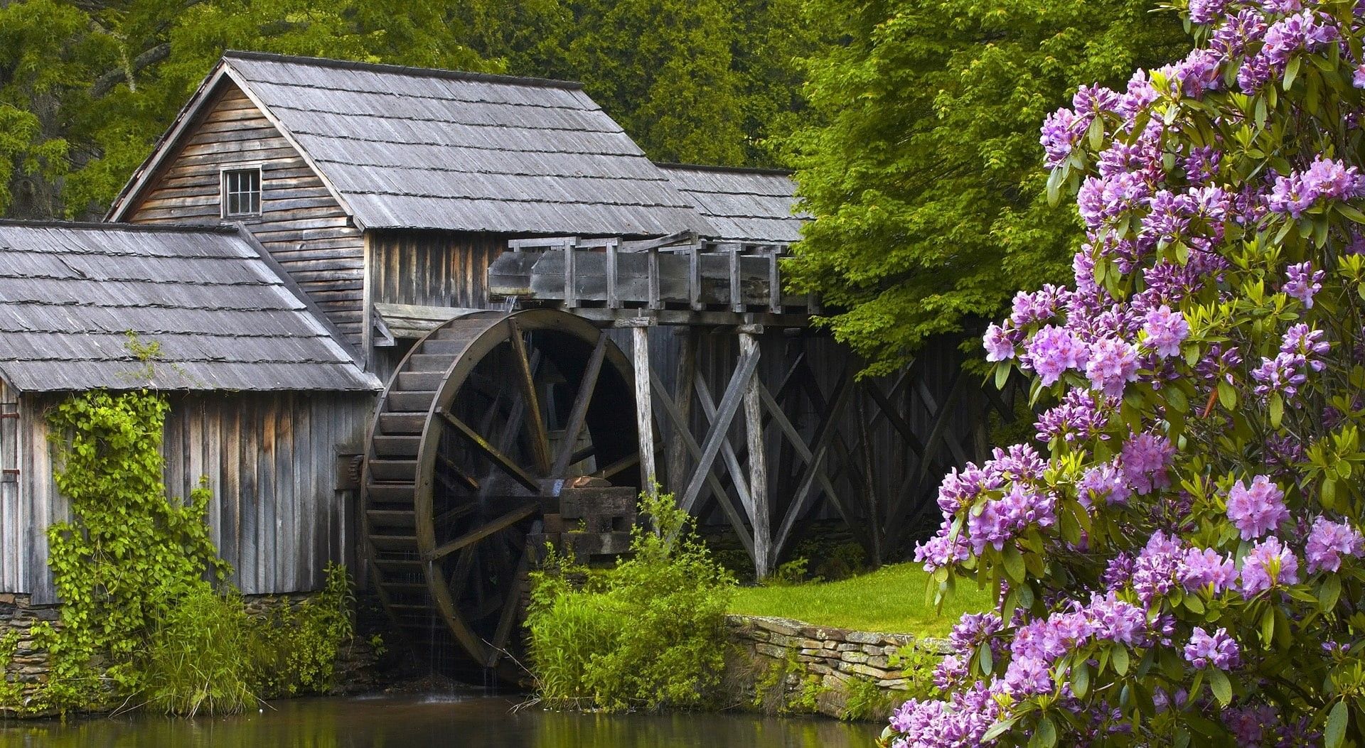 1920x1053 Water Wheel Wallpaper