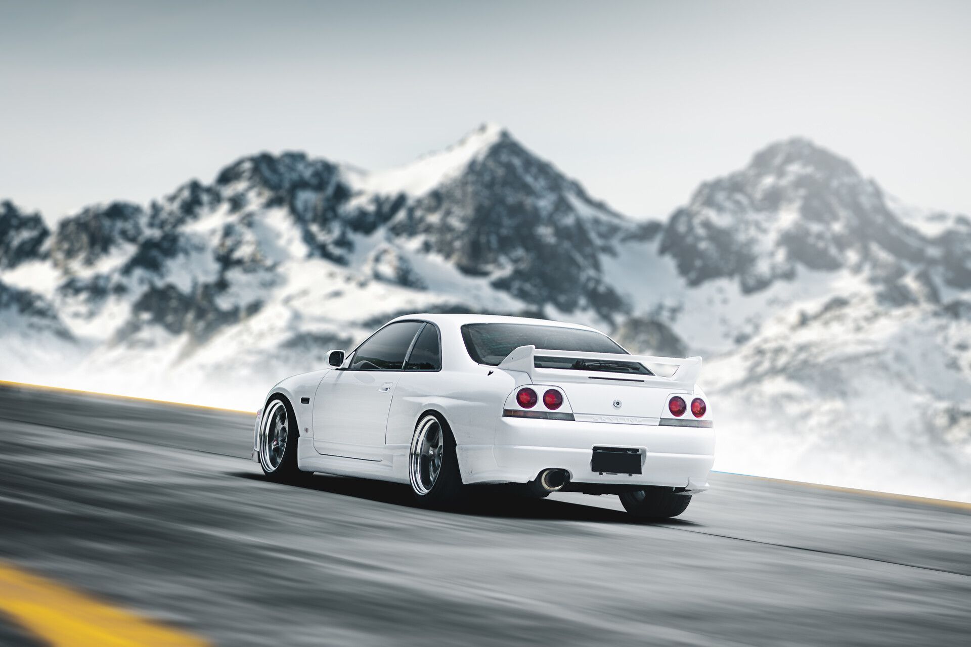 1920x1280 Nissan Skyline R33