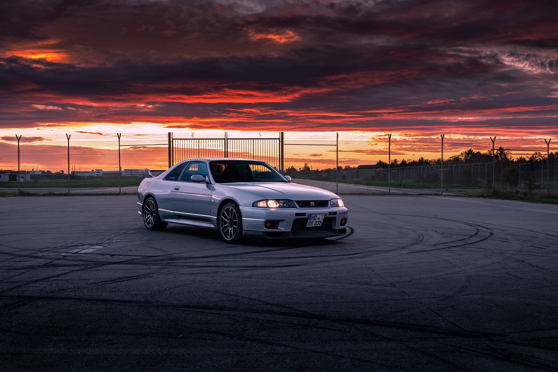 1920x1281 Nissan GTR R33 (1). Image - Behance
