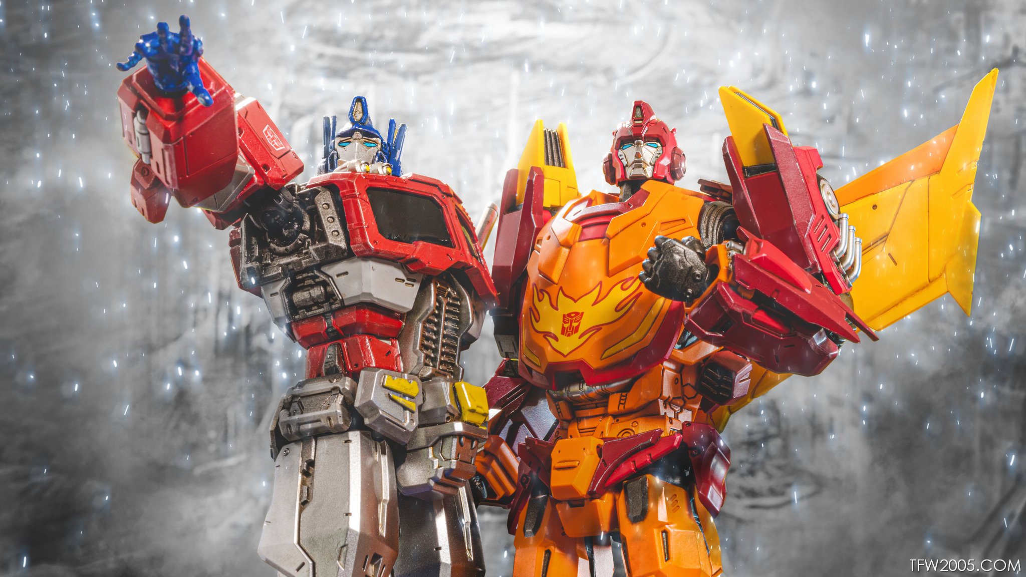 2048x1152 Threezero MDLX Rodimus In Hand Gallery