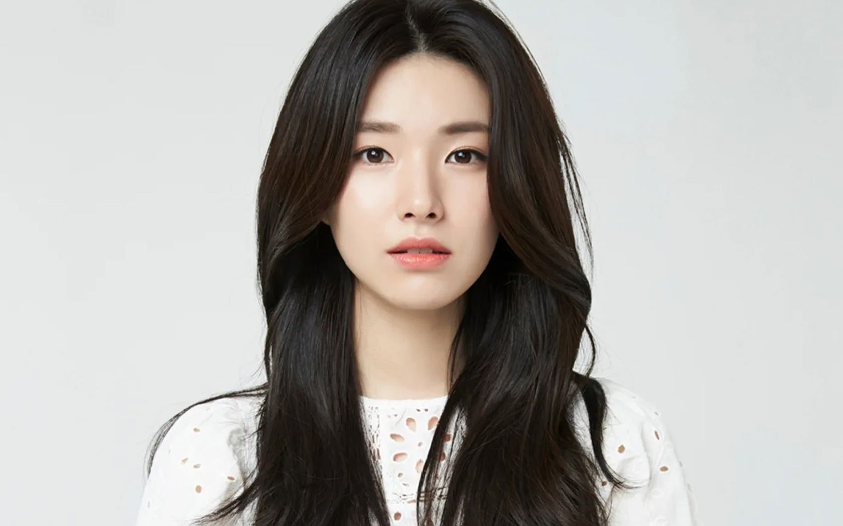 1680x1050 Actress Ha Young To Continue Activities Despite Great Grandfather's Alleged Pro Japanese History Controversy
