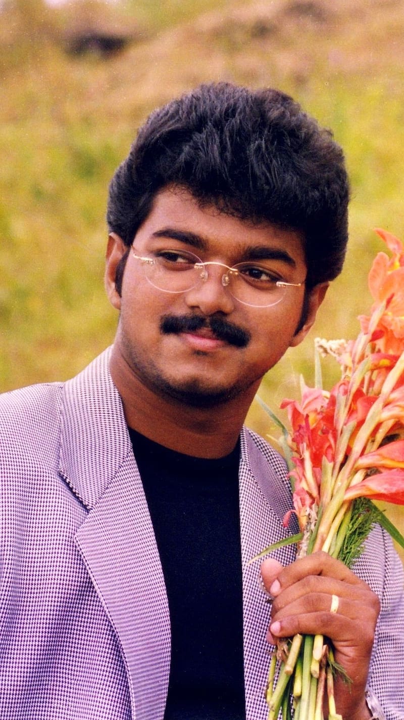 800x1423 Vijay, Old Pic, actor, thalapathy, HD phone wallpaper