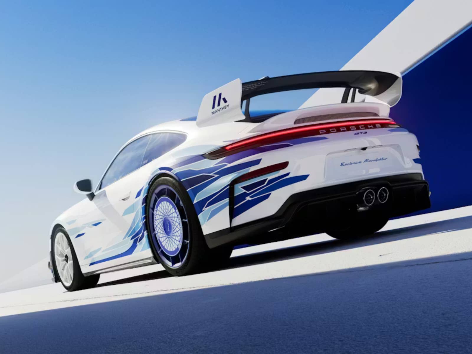 1600x1200 This New Limited Porsche 911 GT3 Leans Into Art, Not Just Performance