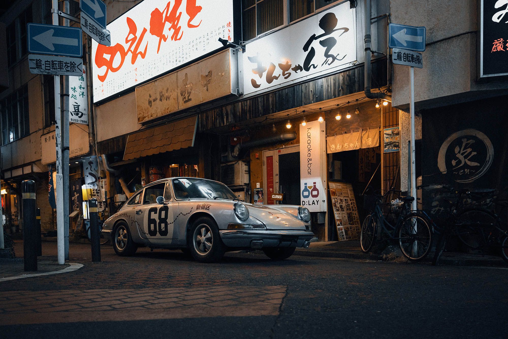 2000x1333 Shinjuku: A 1968 Porsche 911 Comes Back to Life in Japan